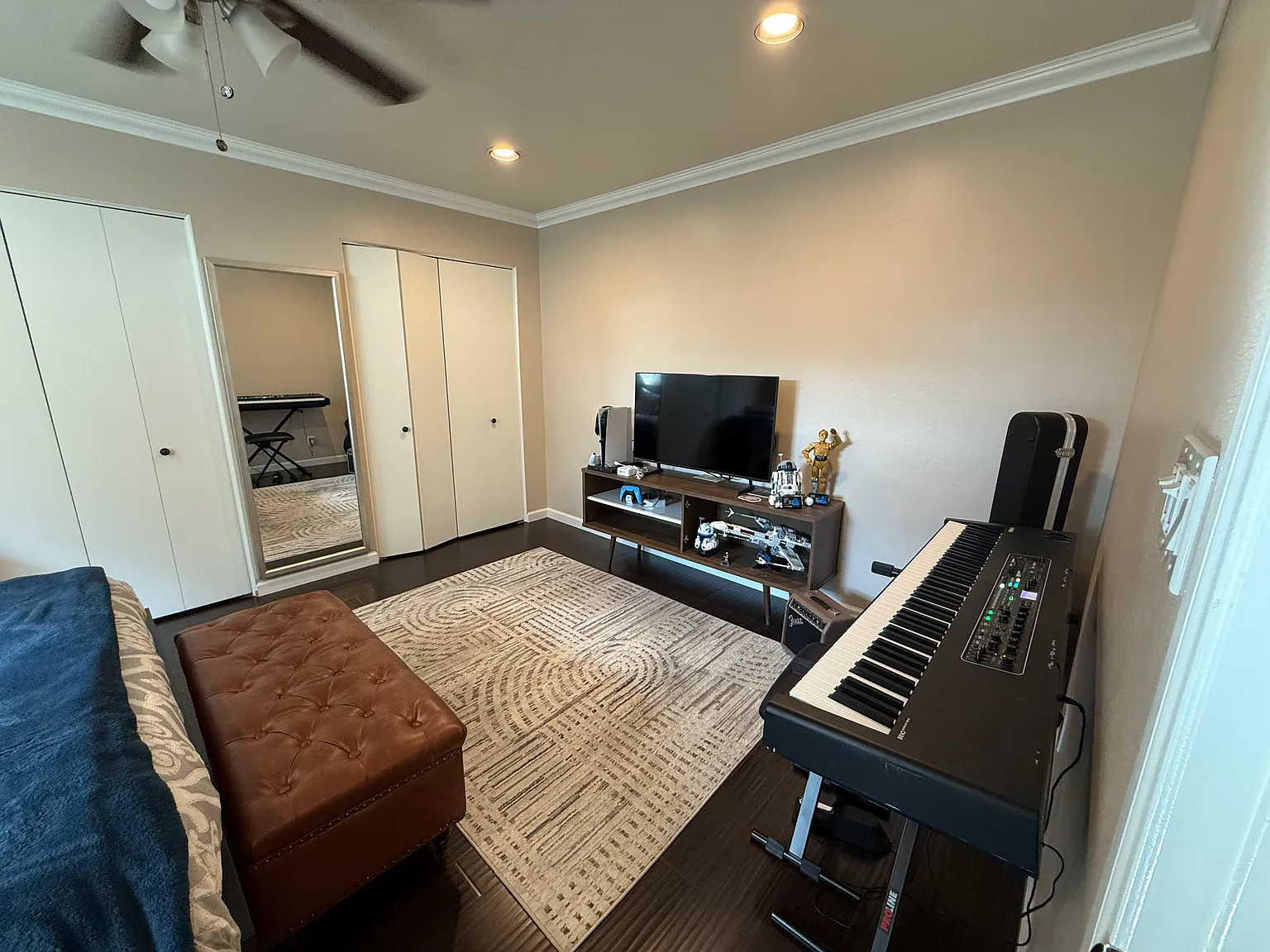 1 bed, 706 sqft, $2,900 — Photo 3