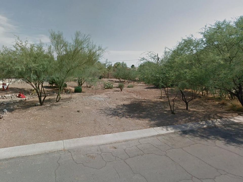 2nd image of 9945 E La Palma Ave