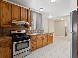 530 Russia Ave, San Francisco, CA 94112