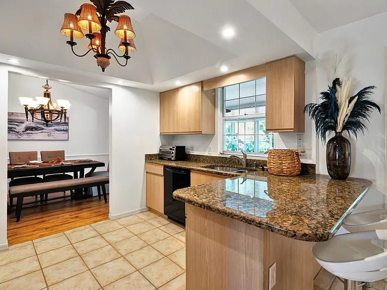 645 Fox Trl SW — Photo 10