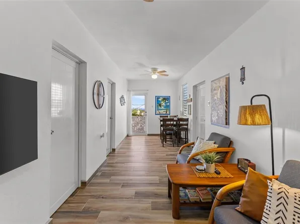 10 CALLE MIRAMAR, RINCON, PR 00677