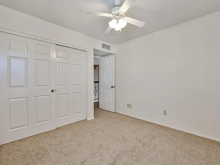 3236 E Hiddenview Dr — Photo 24