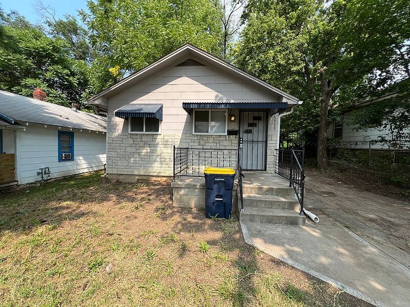 1st image of 6939 S Benton Ave