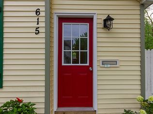 615 2nd St, Traverse City, MI 49684