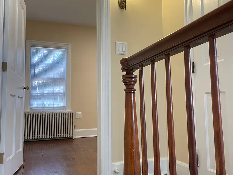 635 S Front St — Photo 33
