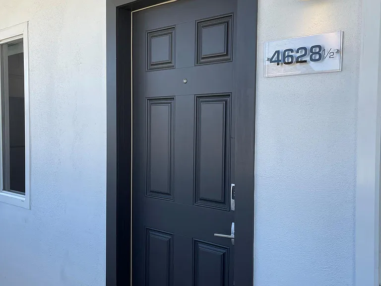 4628.5 W Point Loma Blvd — Photo 3
