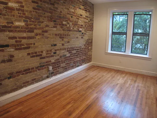 Rented by PMG Real Estate  | media 7