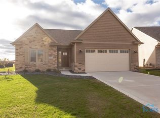 9145 Grande Ct, Sylvania, OH 43560