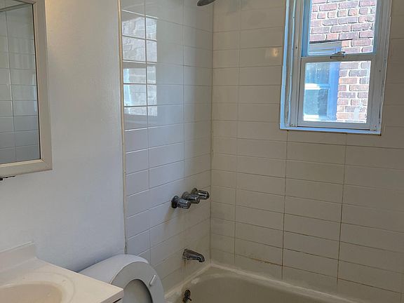 3rd image of 1039 Revere Ave APT 2