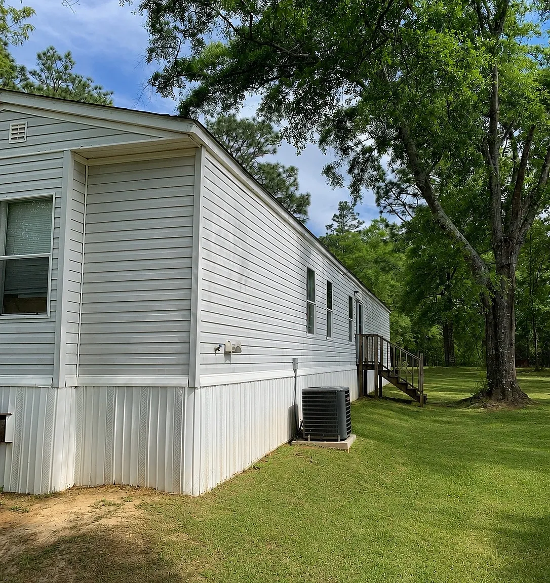 3 bed, 1280 sqft, $1,500 — Photo 3