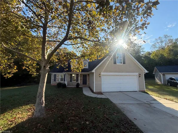 207 Hurston Way, Greensboro, NC 27405