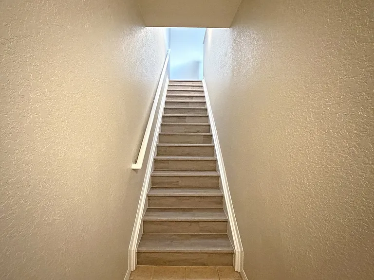 132 SW Peacock Blvd #206 — Photo 4
