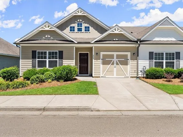 404 Rockview Dr, Canton, GA 30114