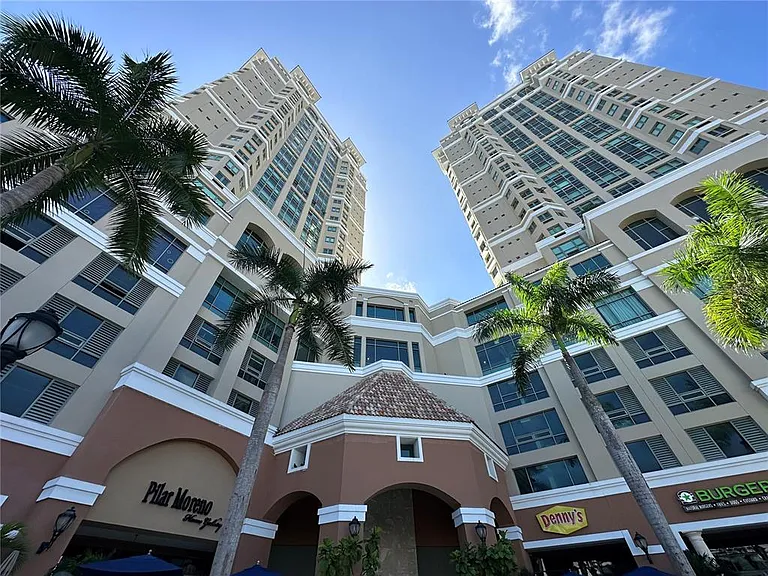 103 Avenida De Diego — Photo 10