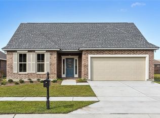 2608 Greenville Dr, Marrero, LA 70072