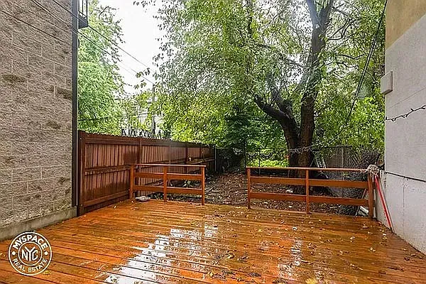 Rented by GROOME REALTY LLC | media 17