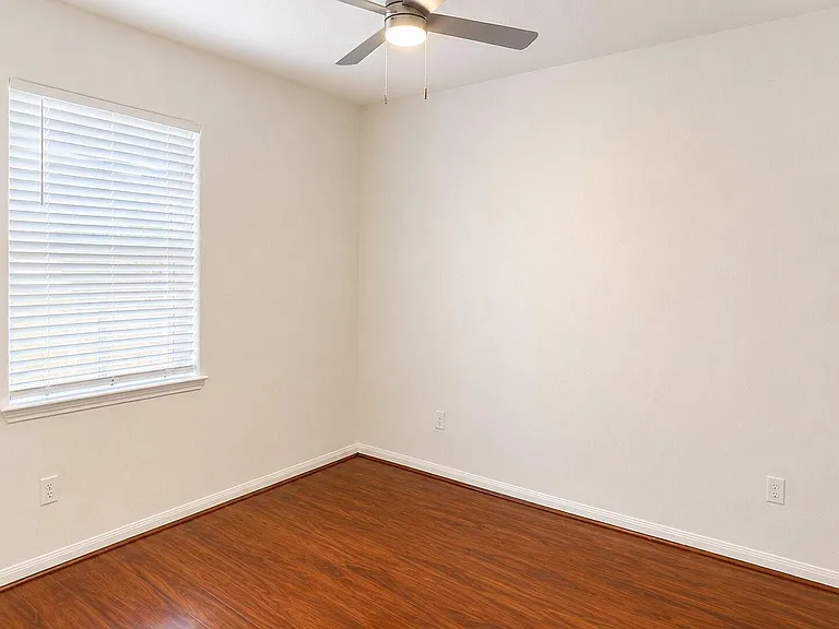 38106 N Sweetwater Cir — Photo 16