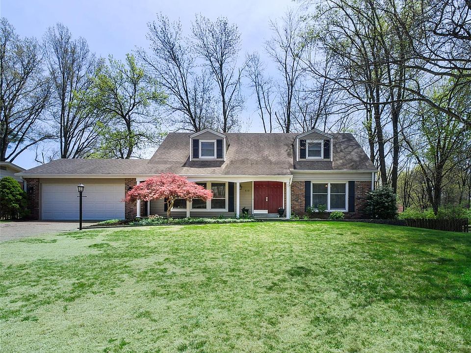 1st image of 510 Kenilworth Ln