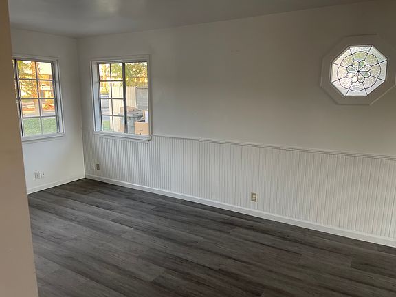 4th image of 77815 Michigan Dr