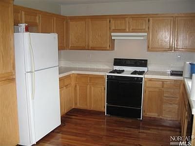 2nd image of 504 Quail Hollow Ct