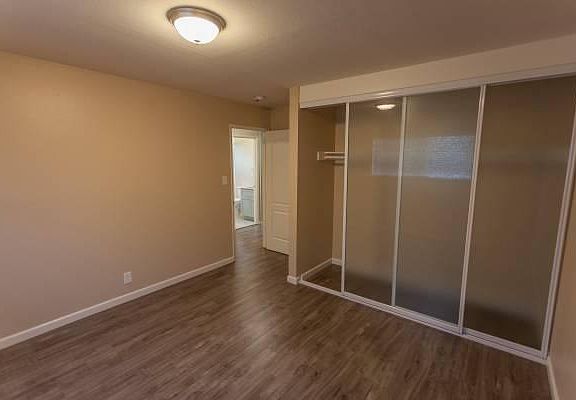 3rd image of 510 Castro St APT E