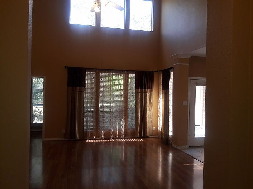 1st image of 3150 Monarch