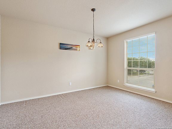 3rd image of 3502 ASHLAND CLIFF