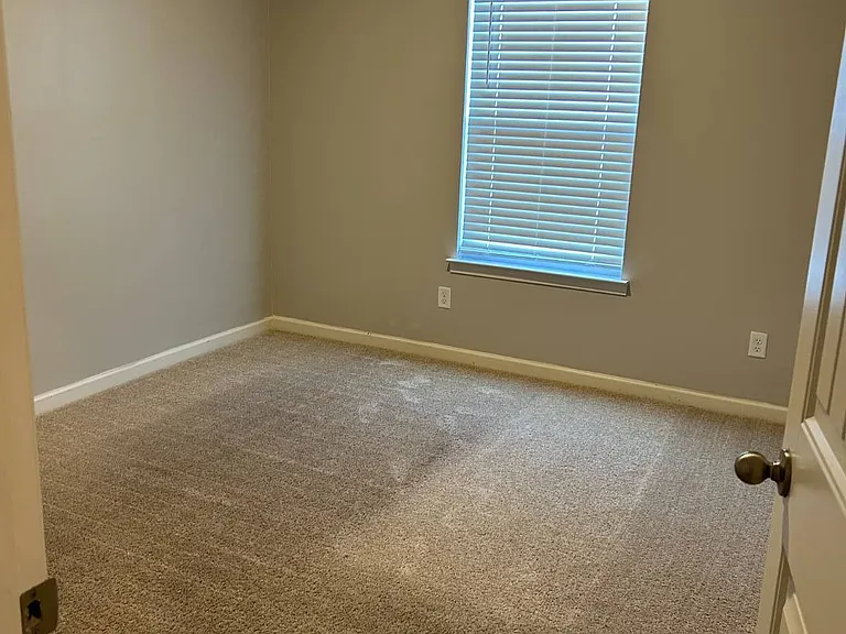 7951 Hickory Meadow Rd — Photo 5
