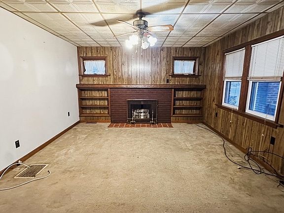 3rd image of 1218 Mayo St