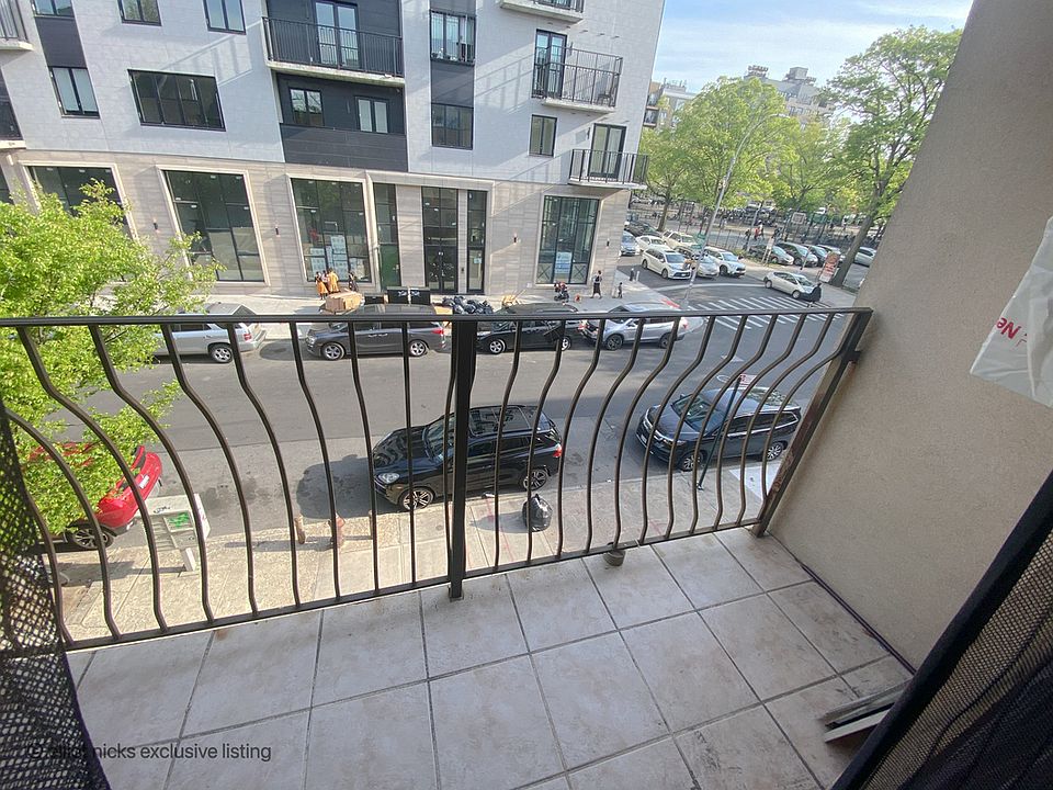 1st image of 93 Stockton St #3