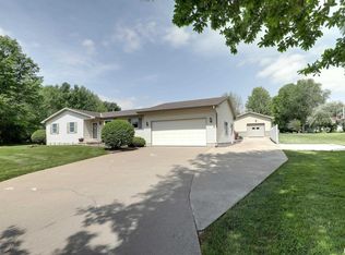 1447 Gilmoor Dr, Fowler, IL 62338