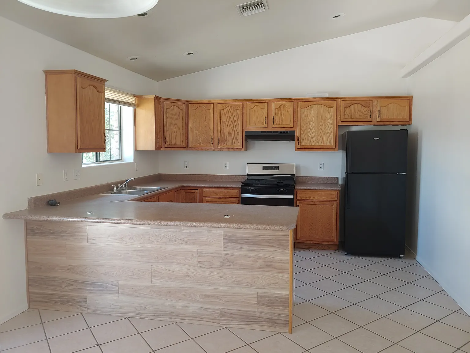 3 bed, 1506 sqft, $1,650 — Photo 3