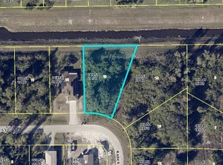 421 Paddock St, Lehigh Acres, FL 33974