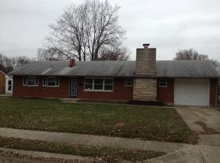 317 Carol Ln, Englewood, OH