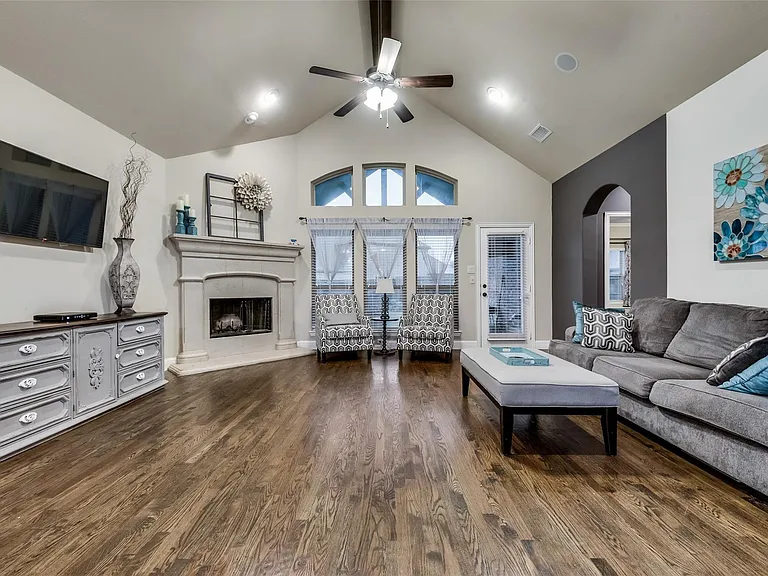 1213 Wedgewood Dr — Photo 17