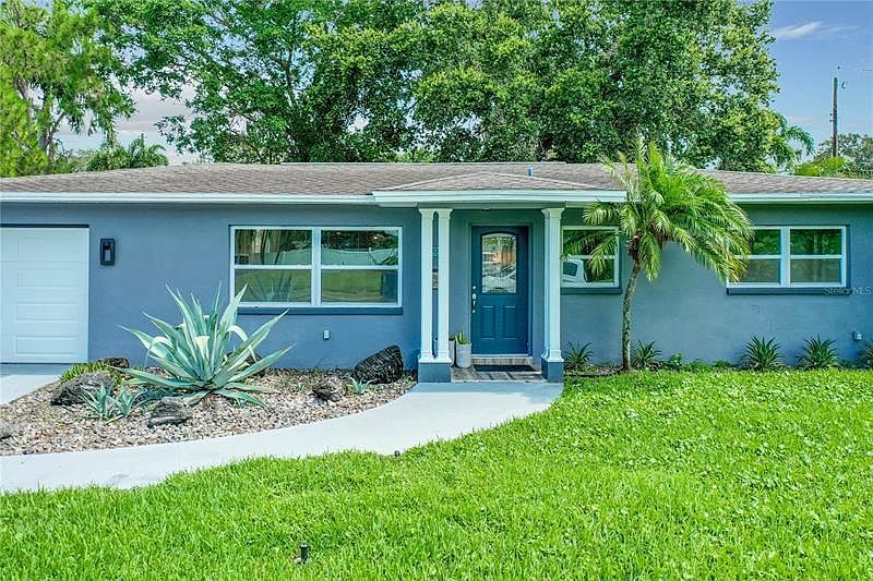 1st image of 439 Capri Way NE