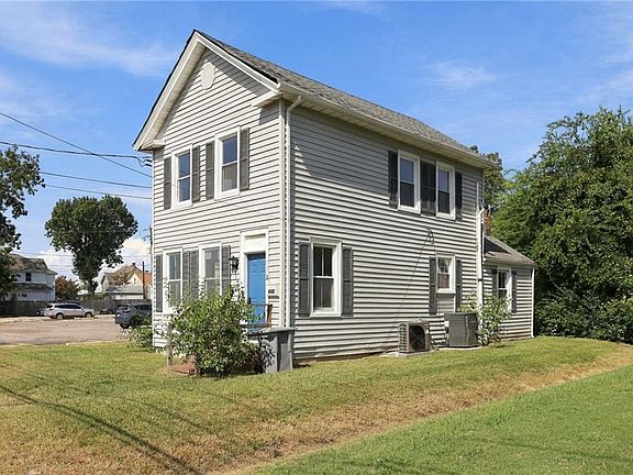 3rd image of 607 E Pembroke Ave