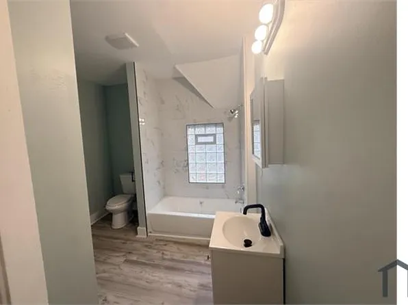 3223 N Booth St, Milwaukee, WI 53212