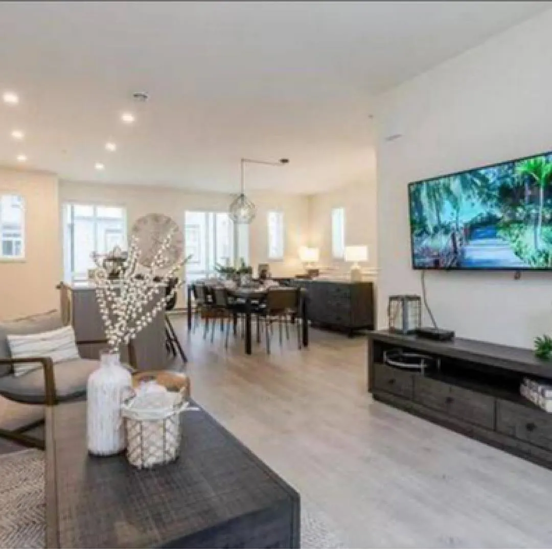 3 bed, 1474 sqft, $3,100 — Photo 2
