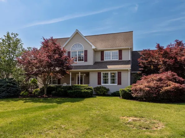 44 Hereford Dr, Fishersville, VA 22939