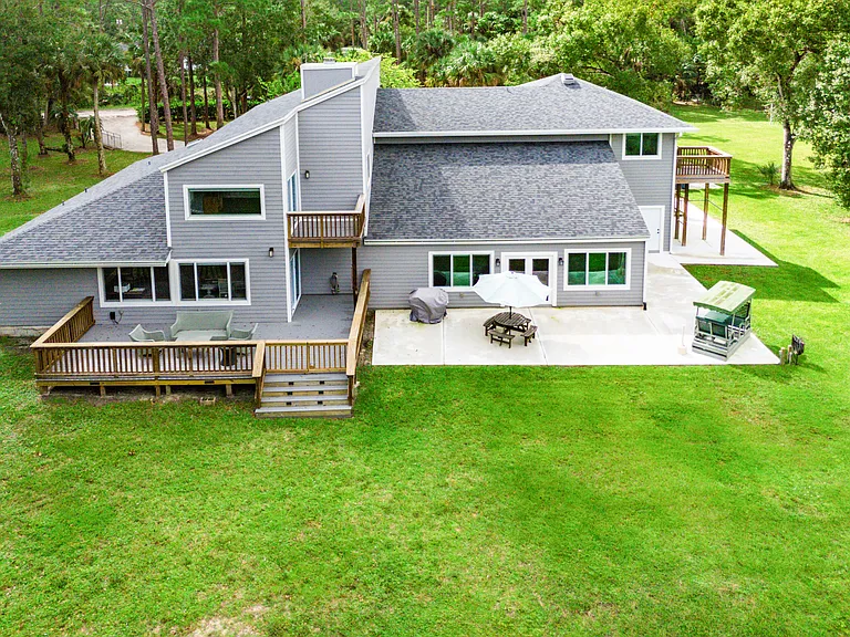 12151 Old Indiantown Rd — Photo 73