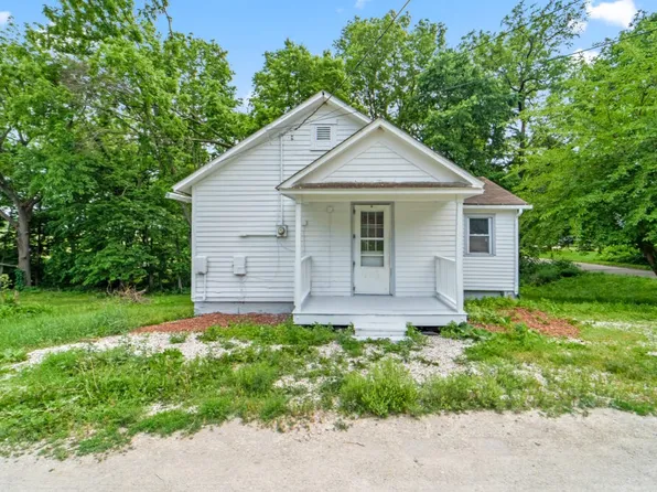 1006 Park St, University Park, IA 52595