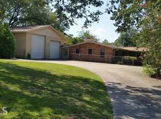 107 Archdale Dr, Warner Robins, GA 31093