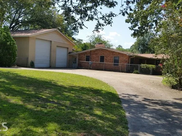 107 Archdale Dr, Warner Robins, GA 31093