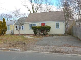 4 Fillow St, Norwalk, CT 06850