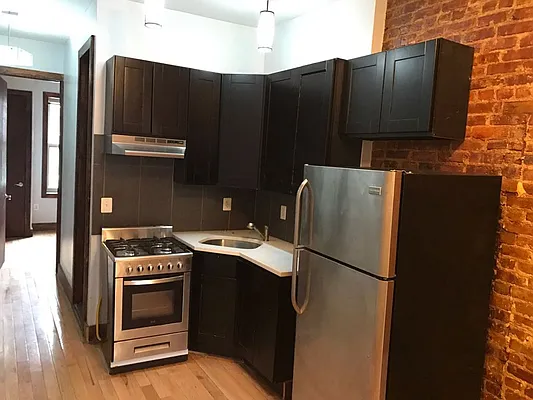 Rented by Nooklyn NYC LLC | media 9