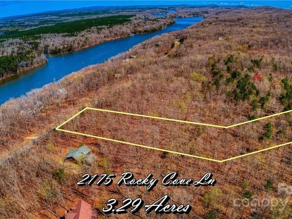 2175 Rocky Cove Ln, Denton, NC 27239