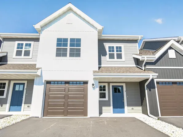 1675 Reigle DRIVE #3, Kewaskum, WI 53040