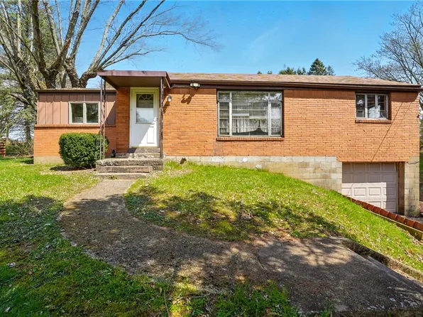 122 Springhouse Dr, Butler, PA 16001