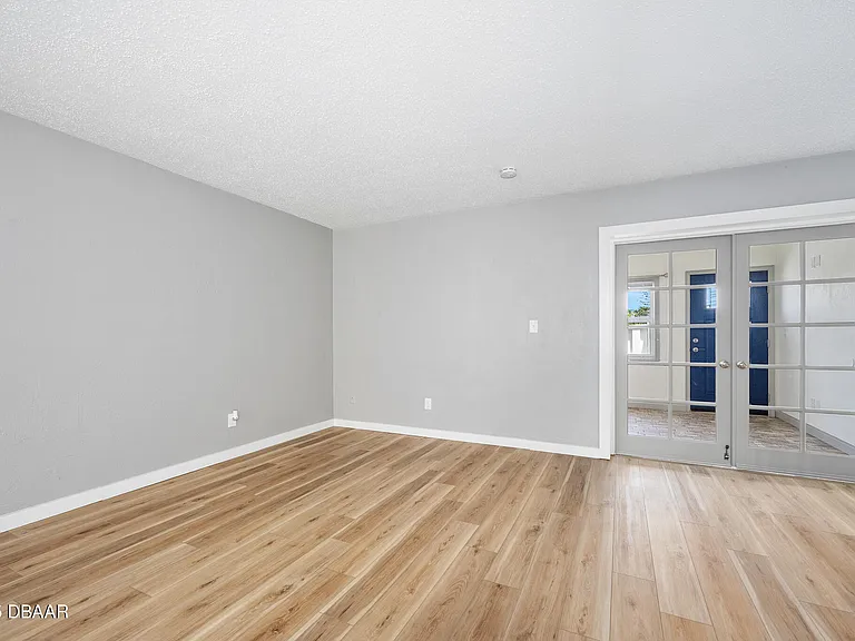 56 Chippingwood Ln — Photo 17